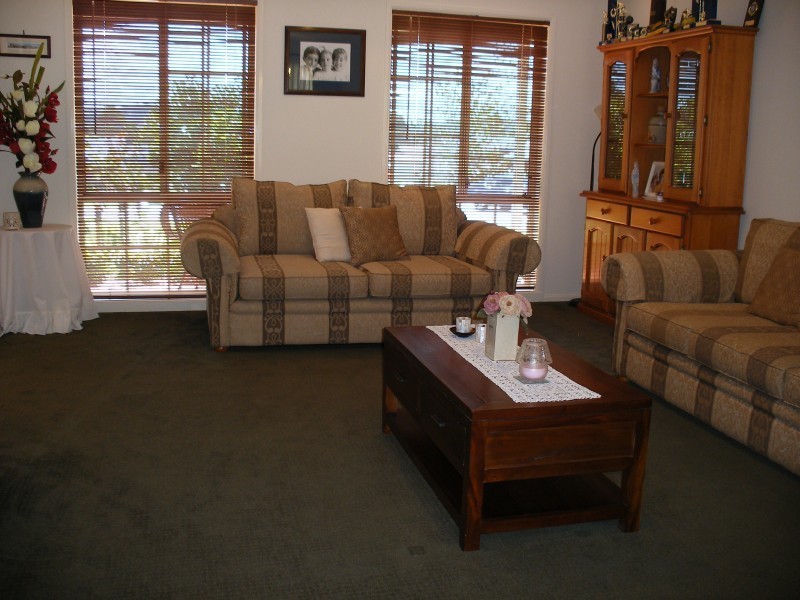 10 McPherson Place, Raymond Terrace NSW 2324