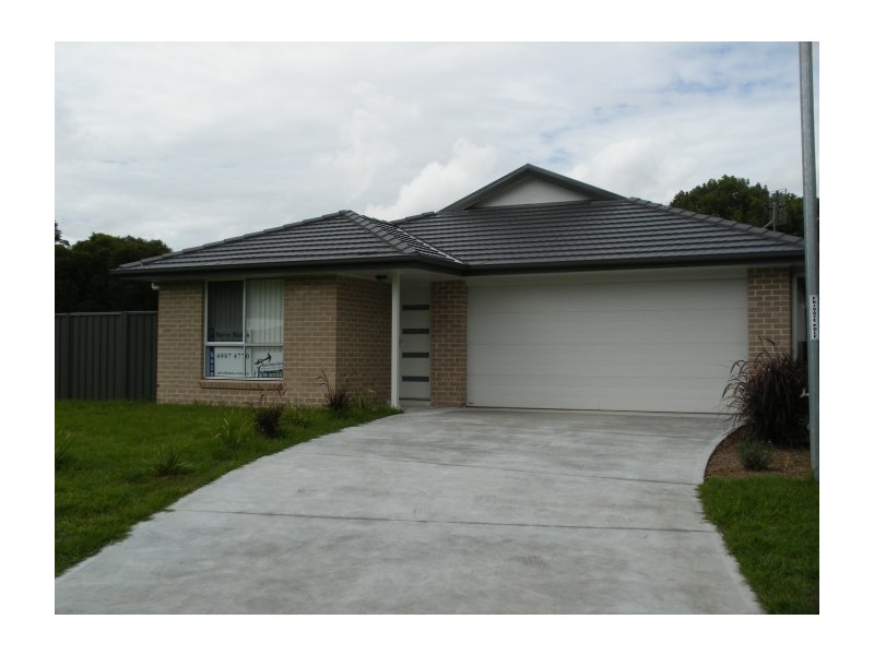 4 Brown Street, Raymond Terrace NSW 2324