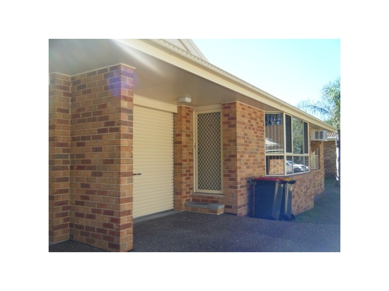 2/7 Watson Place, Raymond Terrace NSW 2324