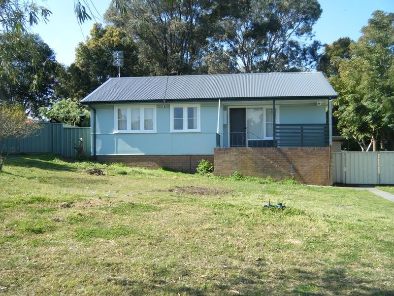 18 Windsor Street, Raymond Terrace NSW 2324