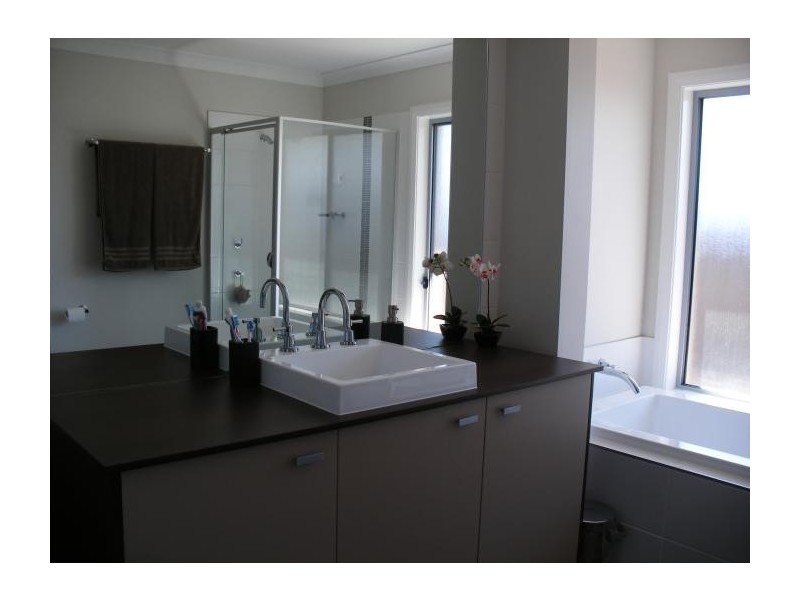 10 Closebourne Way, Raymond Terrace NSW 2324