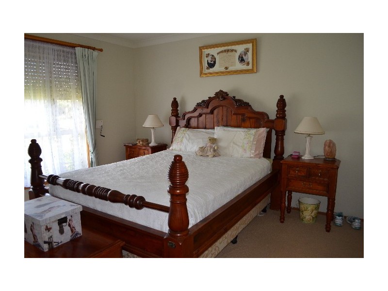 25 Hastings Drive, Raymond Terrace NSW 2324