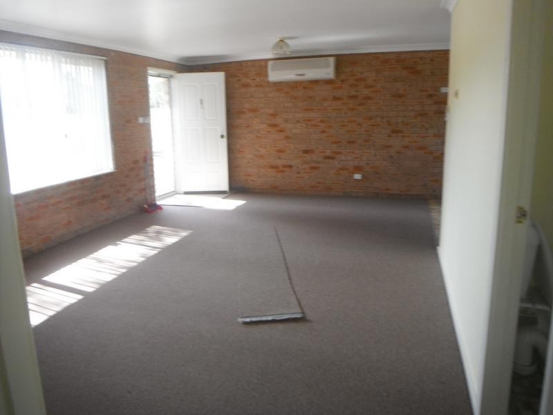 1/31 Benjamin Lee Drive, Raymond Terrace NSW 2324