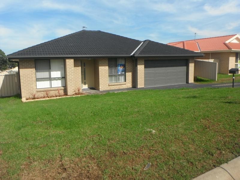 24 Closebourne Way, Raymond Terrace NSW 2324