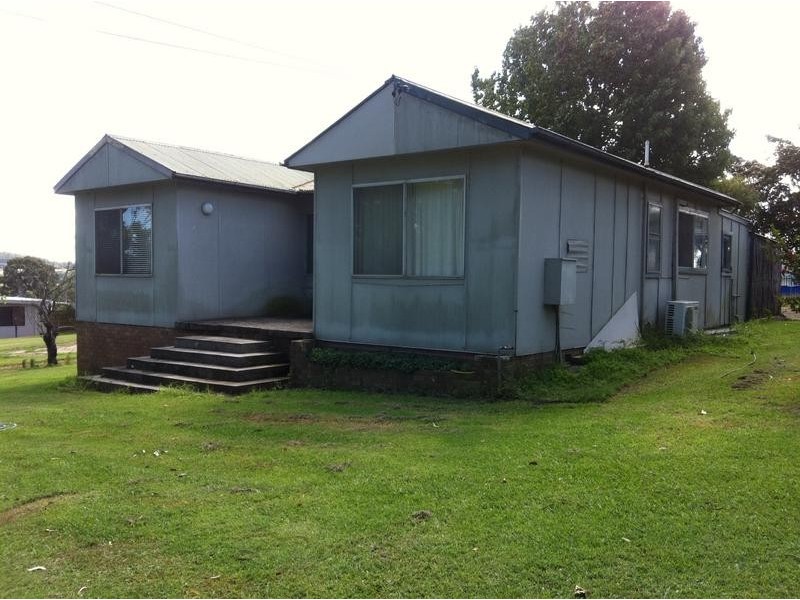 6 Kuranga Ave, Raymond Terrace NSW 2324