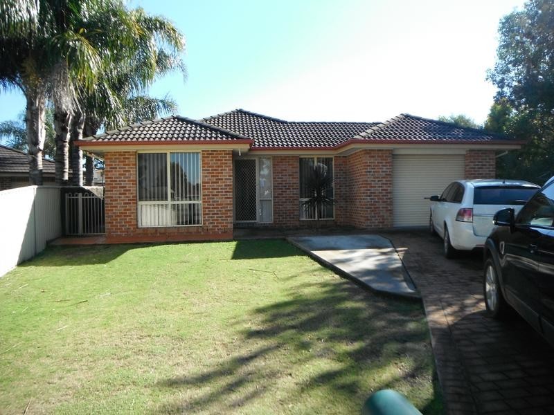 10 Gordon Reeve Close, Raymond Terrace NSW 2324