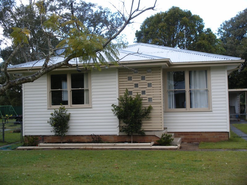 10 Phillip Road, Raymond Terrace NSW 2324