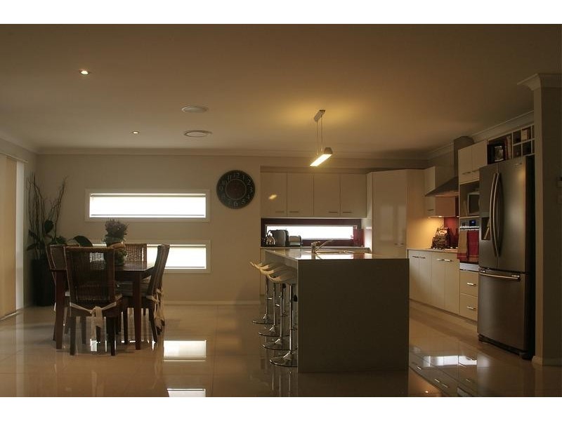 17 Rushland Drive, Fern Bay NSW 2295