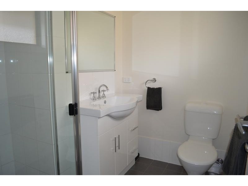 4 Meehan Road, Raymond Terrace NSW 2324