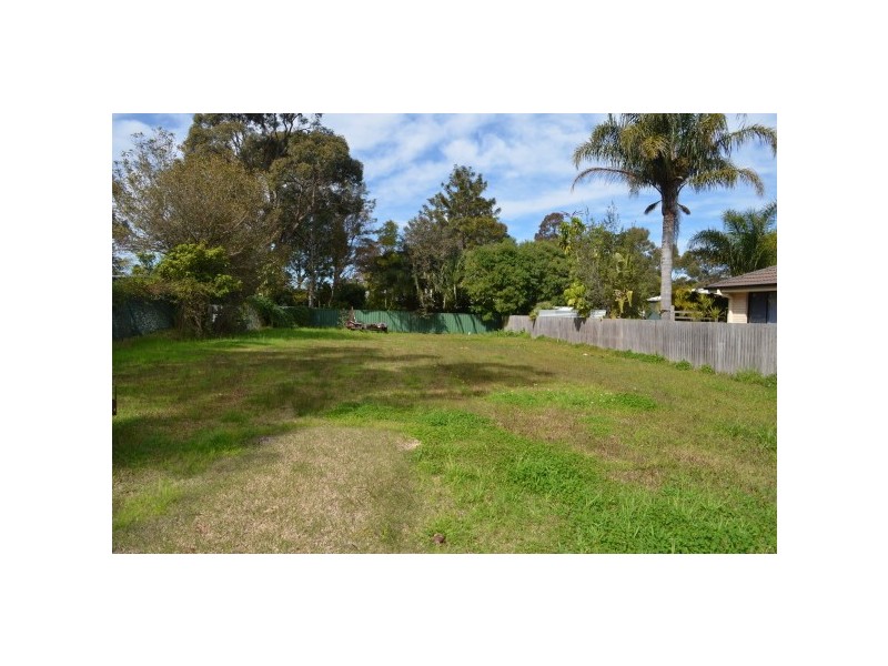 11 Carlisle Cr, Karuah NSW 2324