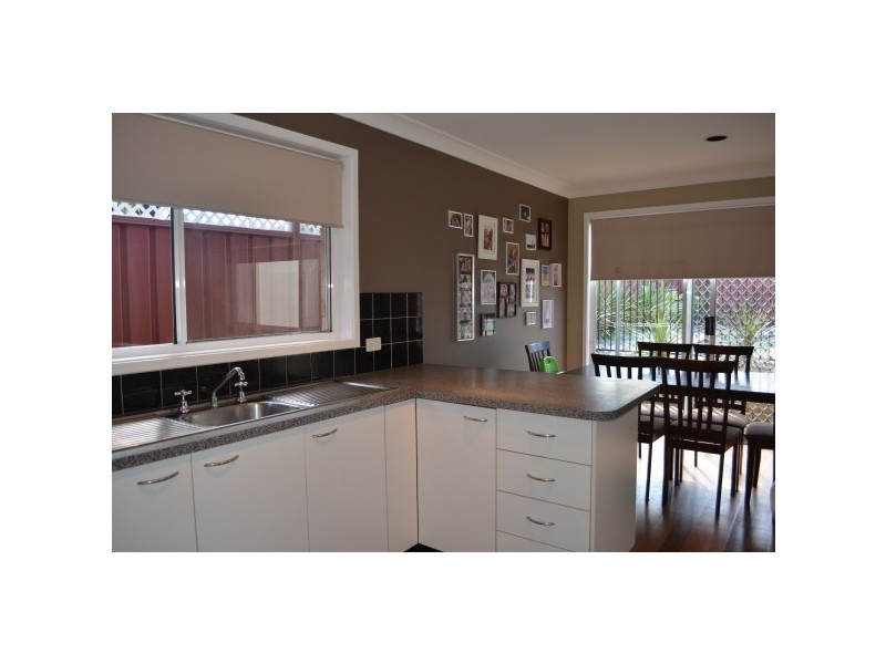 27 Robert Campbell Drive, Raymond Terrace NSW 2324