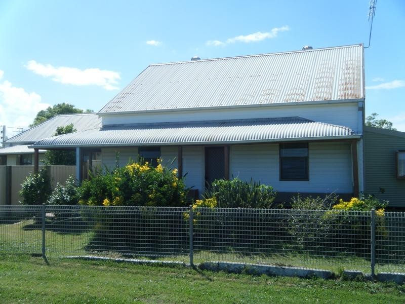 2/112 Cabbage Tree Road, Williamtown NSW 2318