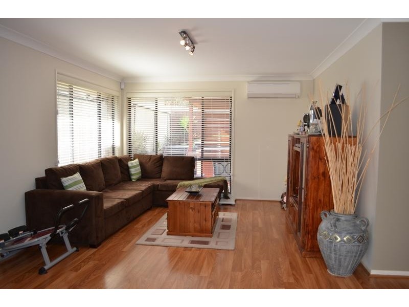 10 Emu Street, Raymond Terrace NSW 2324