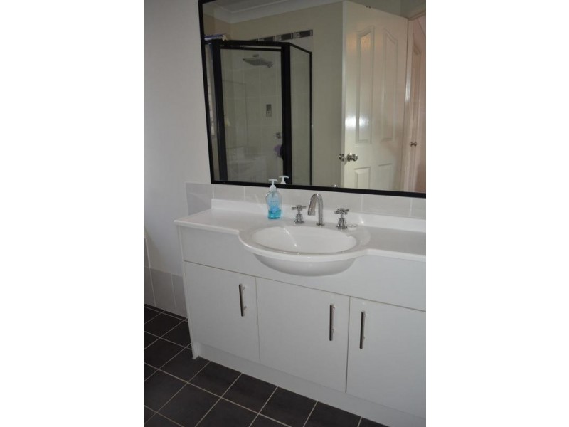 10 Emu Street, Raymond Terrace NSW 2324