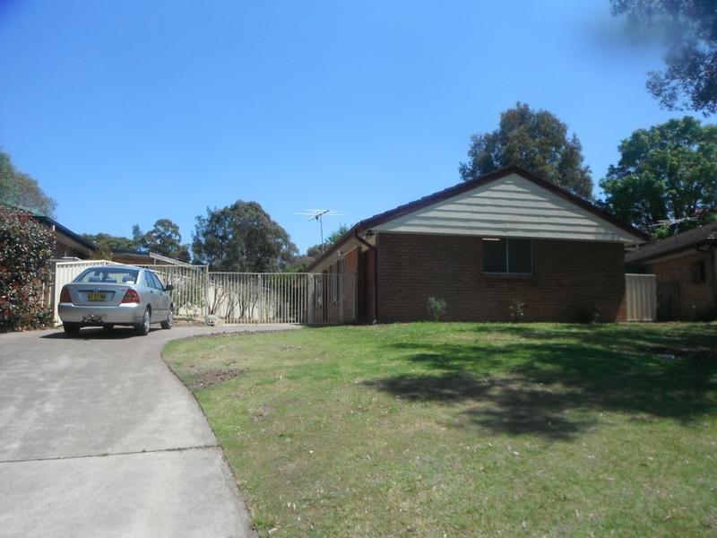 18 Robert Campbell Drive, Raymond Terrace NSW 2324