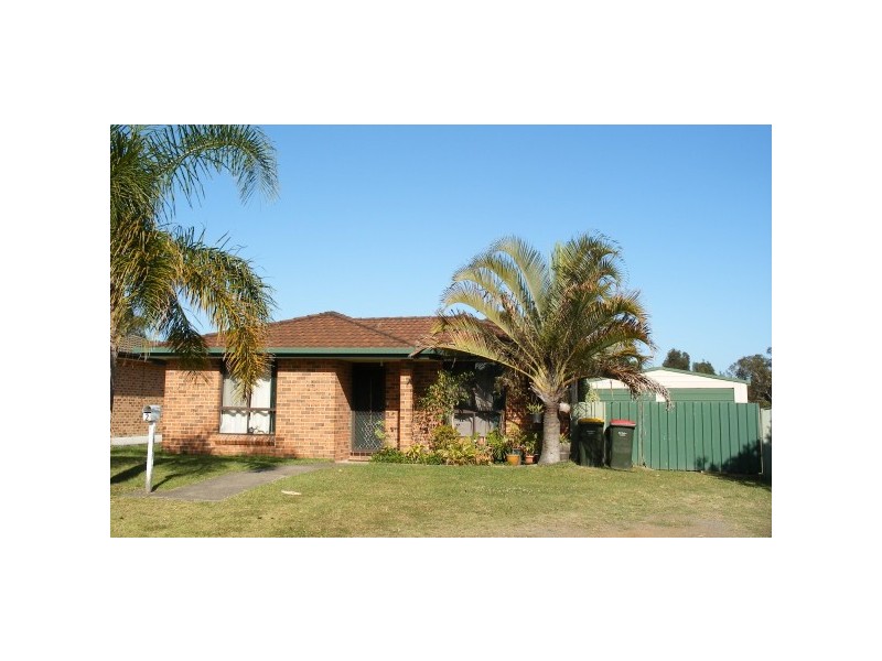 2 Jessica Close, Raymond Terrace NSW 2324