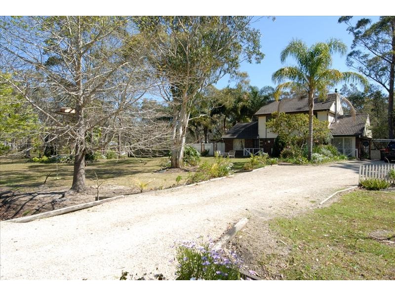 3 Michael Drive, Salt Ash NSW 2318
