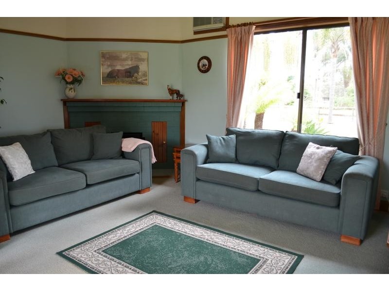 4 Old Farm Road, Medowie NSW 2318