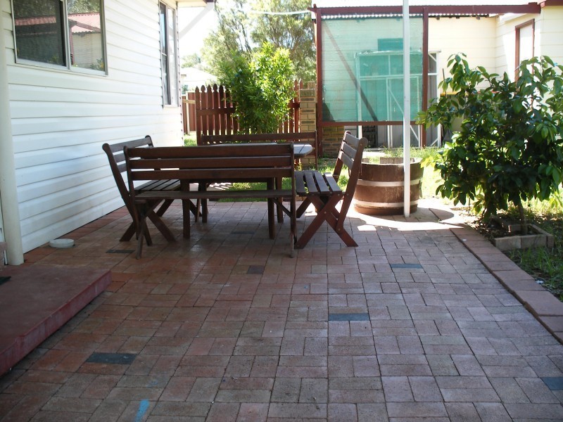 2 Morgan Crescent, Raymond Terrace NSW 2324