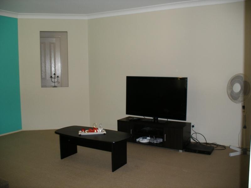 6 Feeney Way, Raymond Terrace NSW 2324