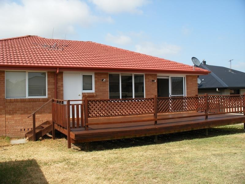 99 Dalyell Way, Raymond Terrace NSW 2324