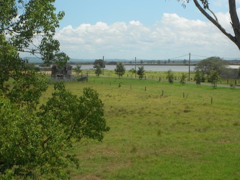 2 Swan Street, Raymond Terrace NSW 2324