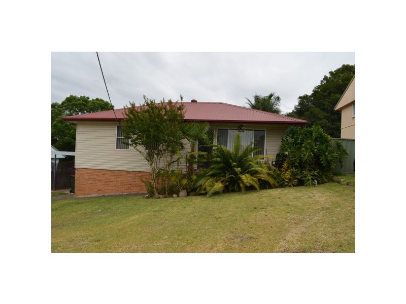 5 Windsor Street, Raymond Terrace NSW 2324