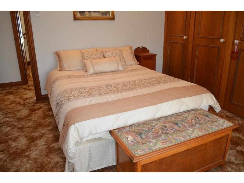 8 Iona Lane, Woodville NSW 2321