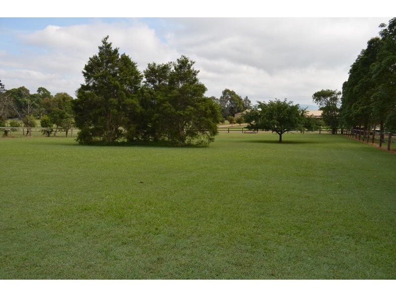 8 Iona Lane, Woodville NSW 2321