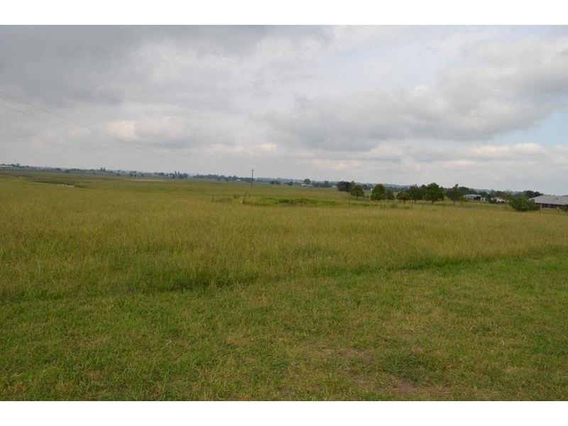 8 Iona Lane, Woodville NSW 2321