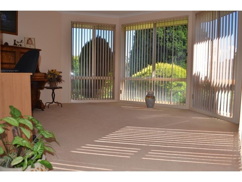 1 Kirkton Close, Raymond Terrace NSW 2324