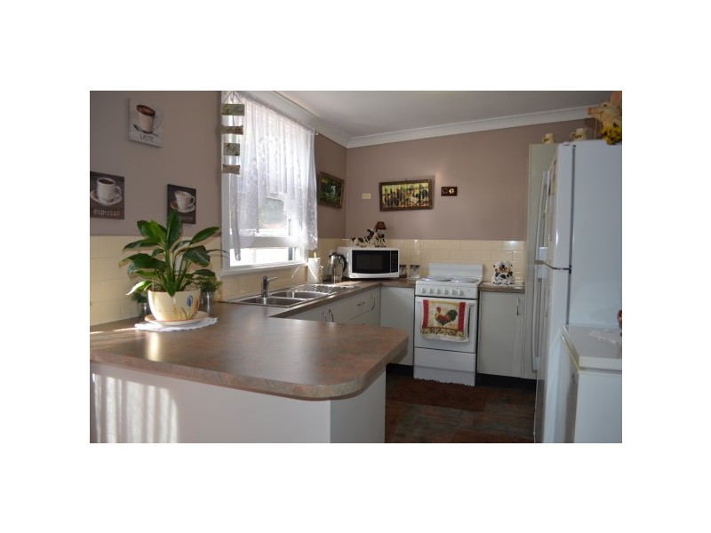 15 Elkin Ave, Heatherbrae NSW 2324