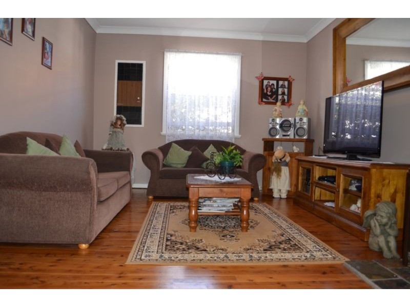 15 Elkin Ave, Heatherbrae NSW 2324