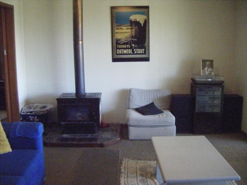 8 Rees James Road, Raymond Terrace NSW 2324