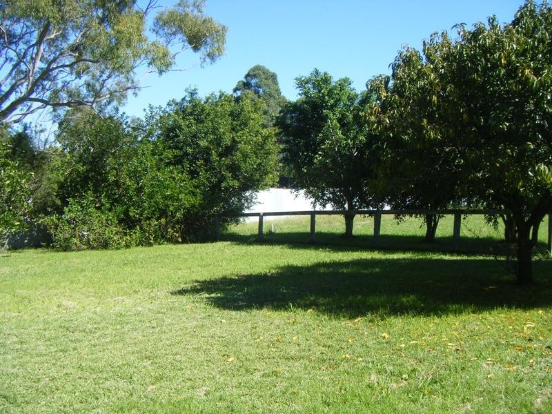 8 Rees James Road, Raymond Terrace NSW 2324