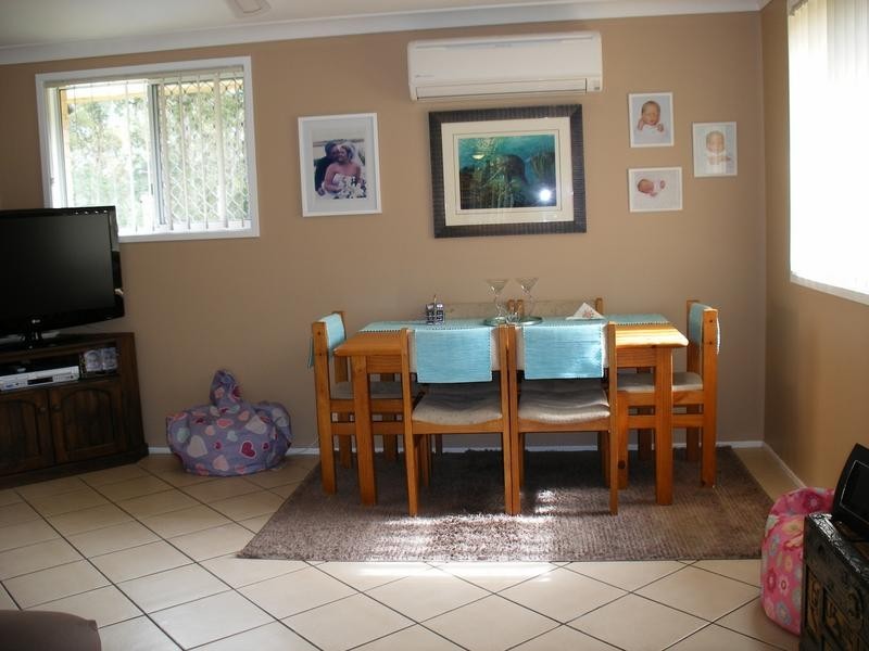 16 Oxley close, Raymond Terrace NSW 2324