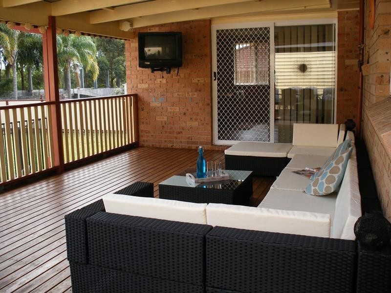 16 Oxley close, Raymond Terrace NSW 2324