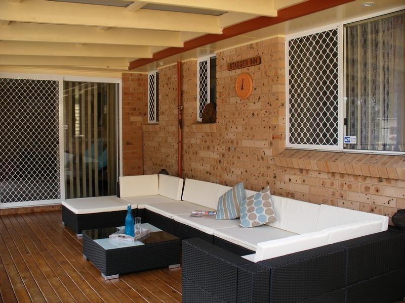 16 Oxley close, Raymond Terrace NSW 2324