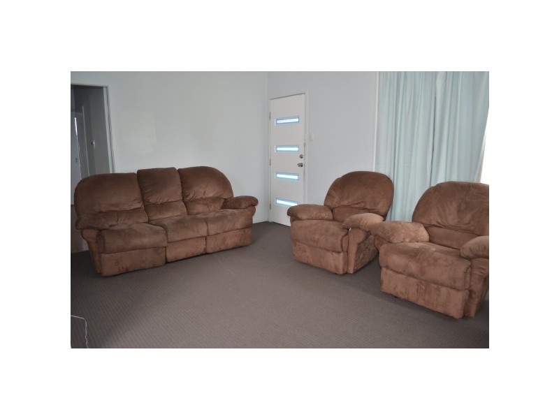 2 Morgan Crescent, Raymond Terrace NSW 2324