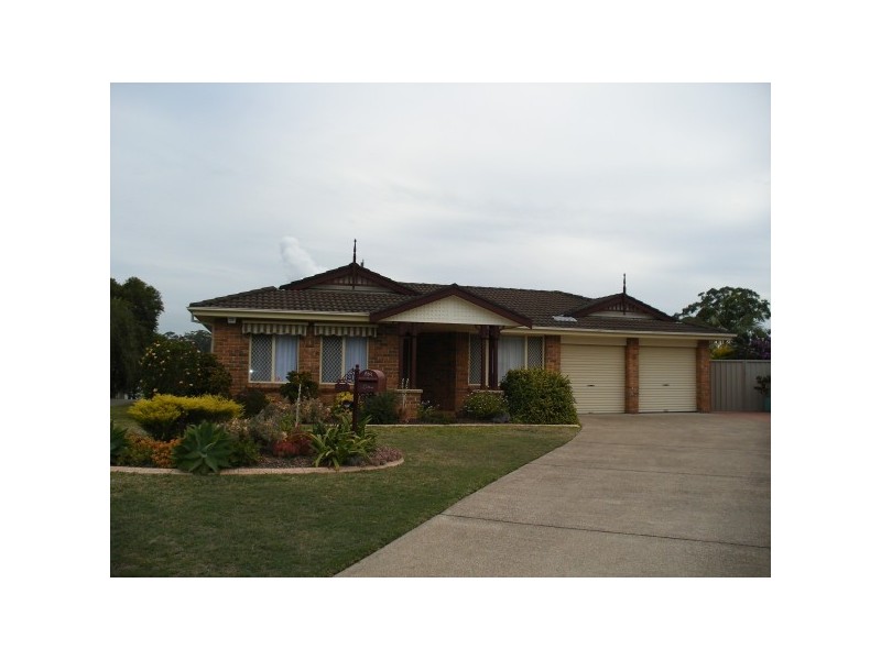 8 Orchard Place, Raymond Terrace NSW 2324