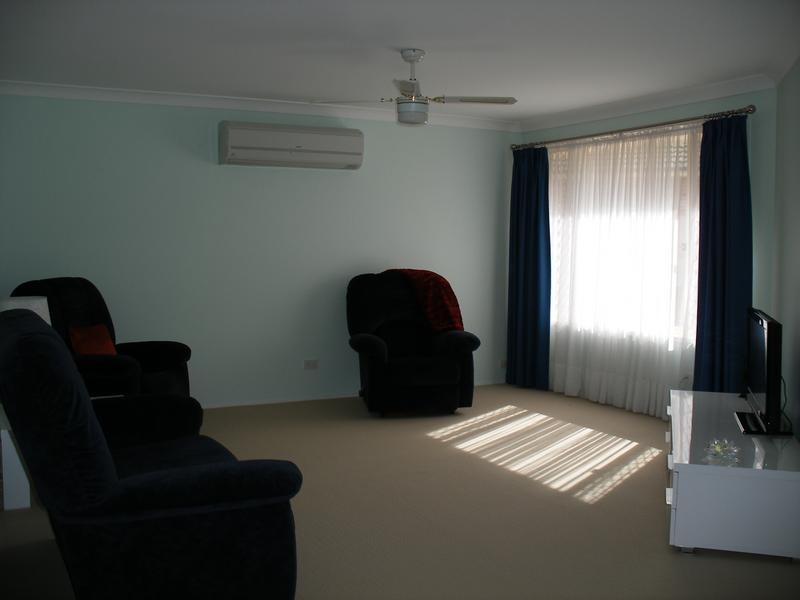 8 Orchard Place, Raymond Terrace NSW 2324