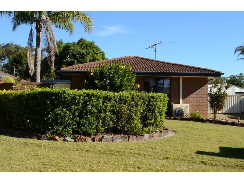 2 Watson Place, Raymond Terrace NSW 2324