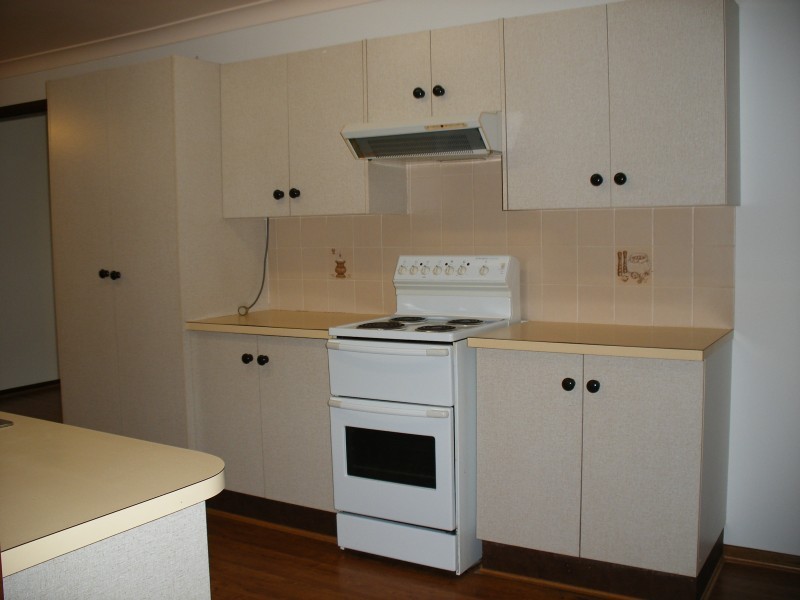 4 Binns, Raymond Terrace NSW 2324