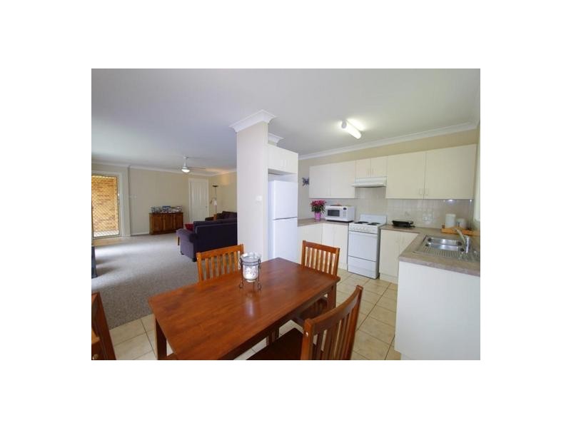 8/7 Watson Place, Raymond Terrace NSW 2324