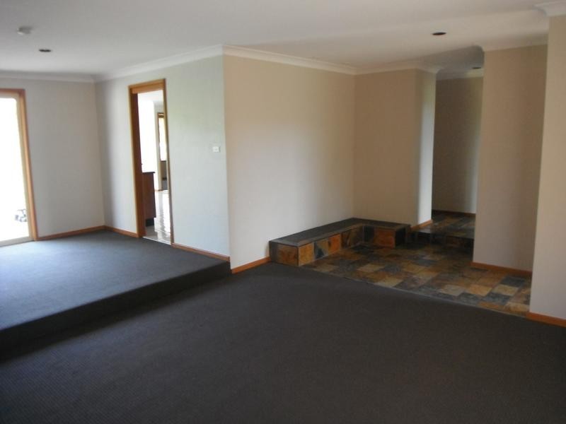 6 Elwin Road, Raymond Terrace NSW 2324