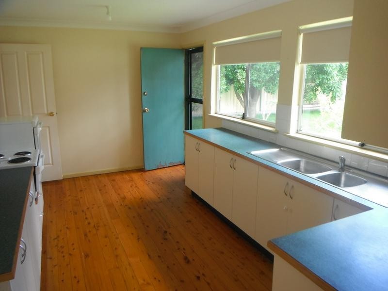 2 Silverwattle Drive, Medowie NSW 2318