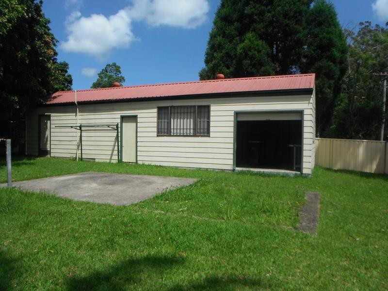 2 Silverwattle Drive, Medowie NSW 2318