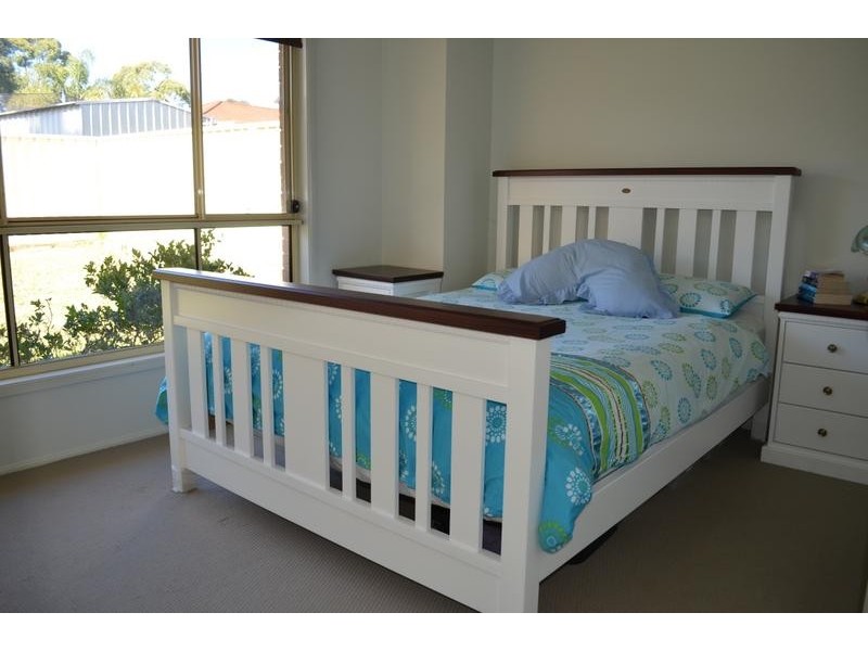 165 Benjamin Lee Drive, Raymond Terrace NSW 2324