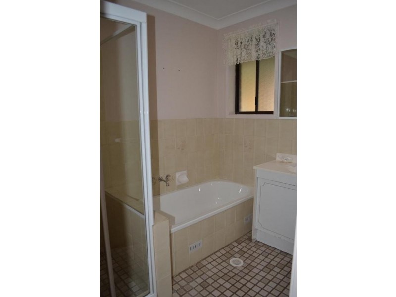 2 Fairchild Street, Raymond Terrace NSW 2324