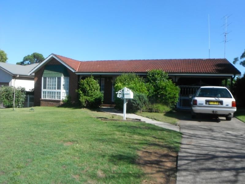 4 Barrellier Street, Raymond Terrace NSW 2324
